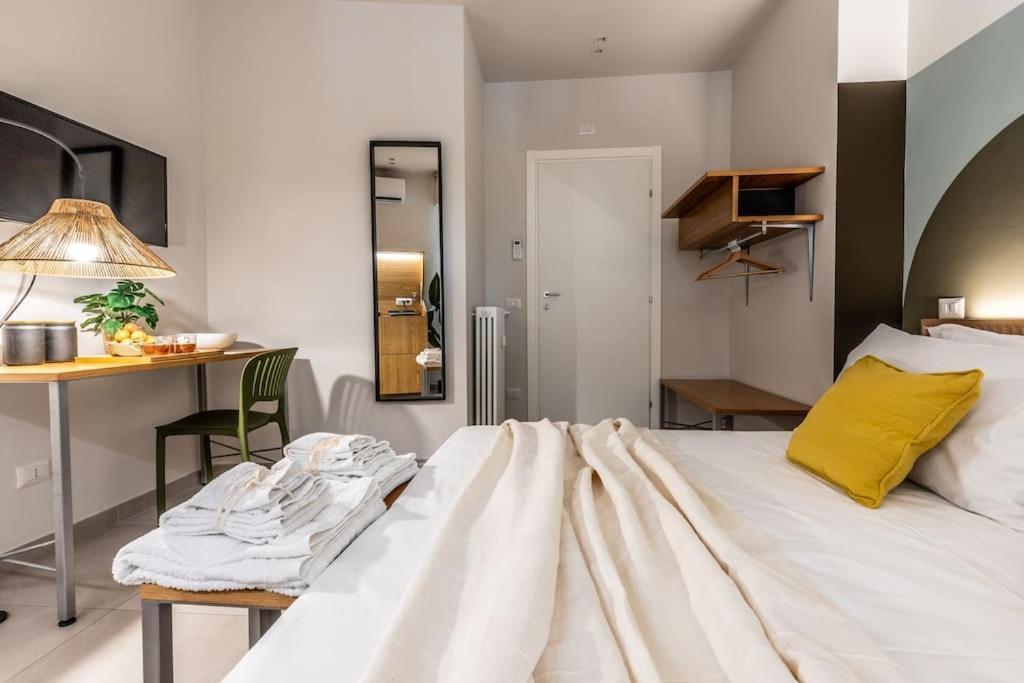 Dafne Room Un'Oasi Romana Per Coppie Εξωτερικό φωτογραφία